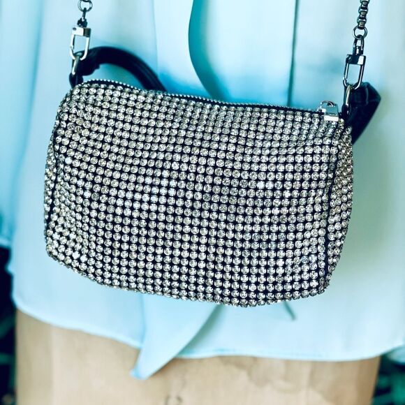 ♥️ AKIRA Heiress type flex handbag with all-over crystal embellishment - Picture 7 of 16